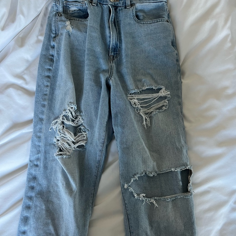 Light wash jeans